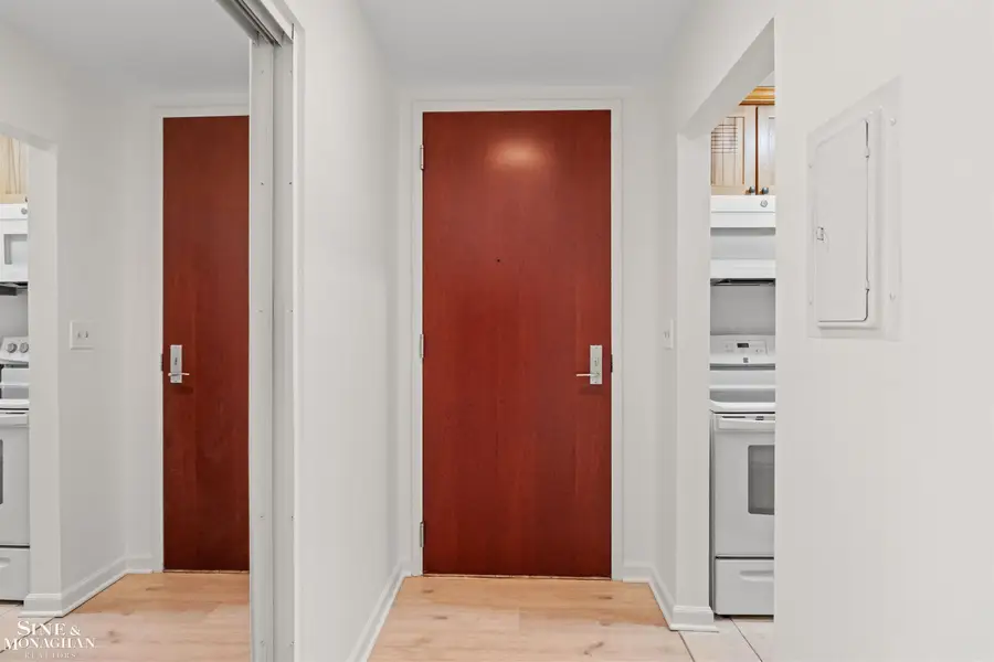 1001 W Jefferson #11E AVE, Detroit, MI 48226 - Image #2