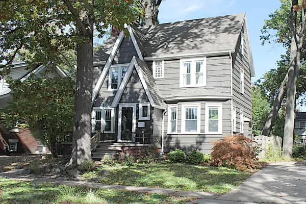 3 Fairwood BLVD, PleasantRidge, MI 48069