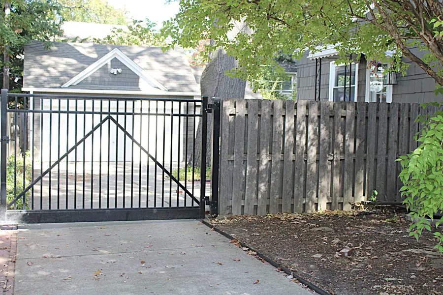 3 Fairwood BLVD, Pleasant Ridge, MI 48069 - Image #3