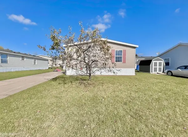 3667  Falcons Nest  NONE, WhiteLake, MI 48383