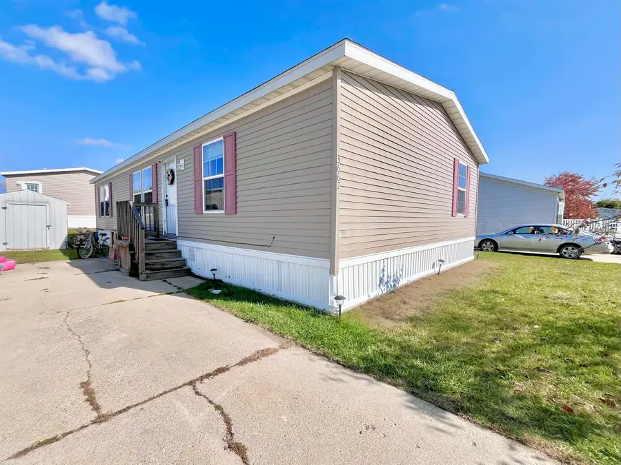 3667  Falcons Nest  NONE, White Lake, MI 48383 - Image #2