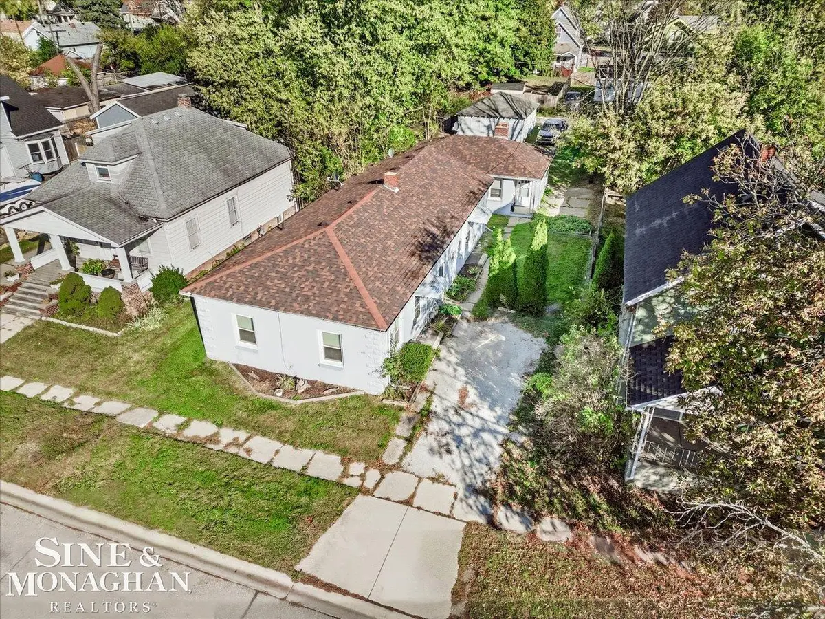 1207 White ST, Port Huron, MI 48060 - Image #1