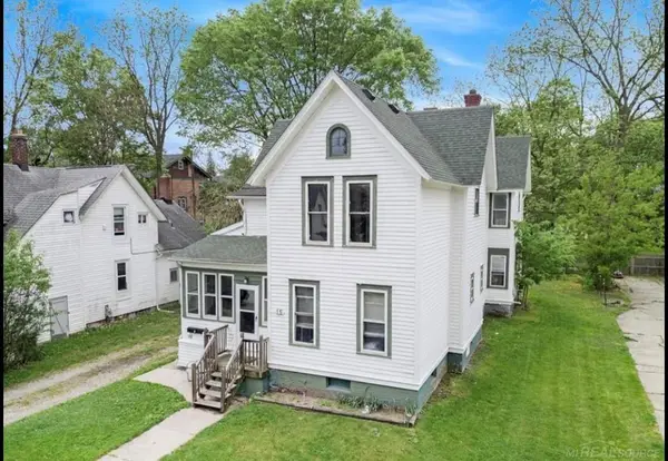 15 Washington ST, MtClemens, MI 48043