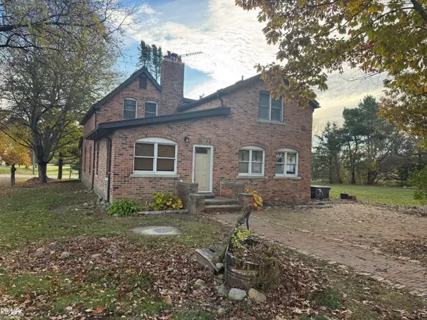 64341 Hartway RD, Ray, MI 48096