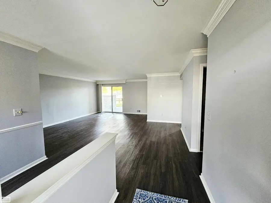 710 Country Club DR, Saint Clair Shores, MI 48082 - Image #3