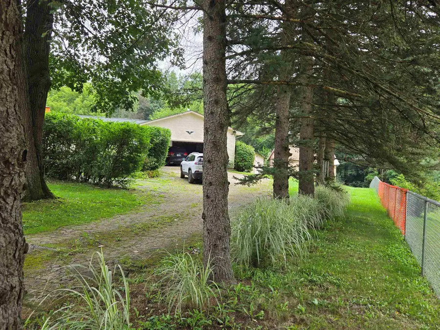 1640 Hendrie Road RD, Metamora, MI 48455 - Image #2