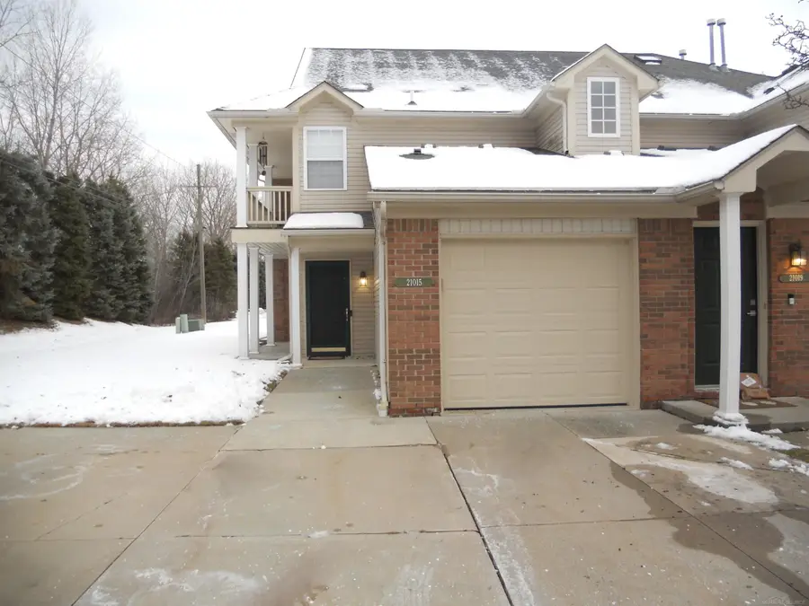 21015 COOPER DR, Macomb, MI 48044 - #2
