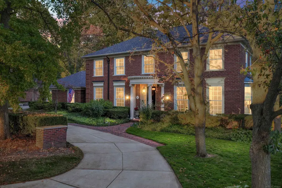 4 Cameron PL, Grosse Pointe, MI 48230 - Image #2