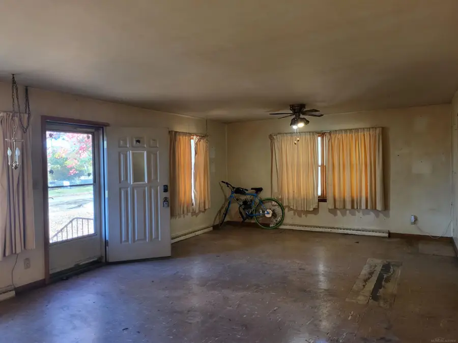 1532 Leahy ST, Muskegon, MI 49442 - Image #3