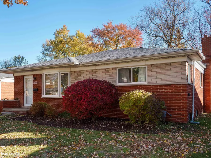 24410 Loretta NONE, Warren, MI 48091 - Image #2