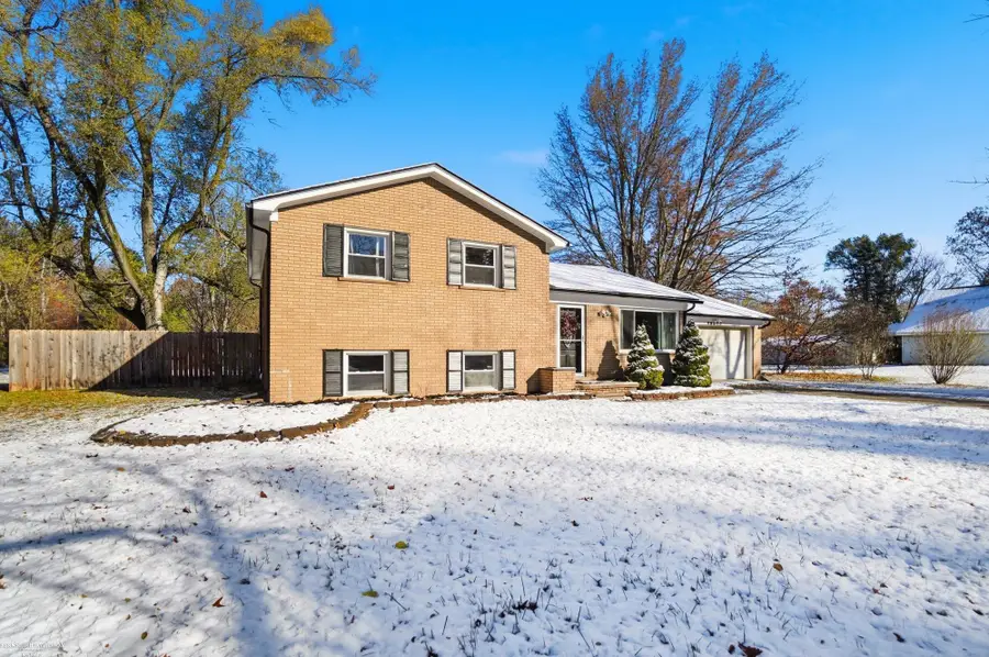 40080 Willis RD, Belleville, MI 48111 - Image #3