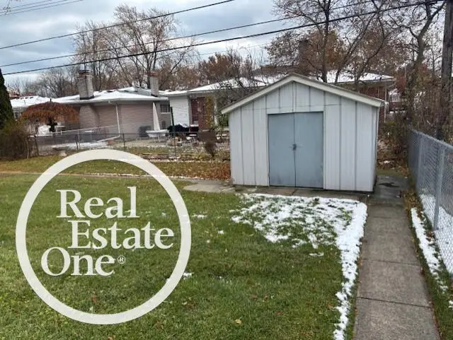 22506 Corteville ST, Saint Clair Shores, MI 48081 - Image #3