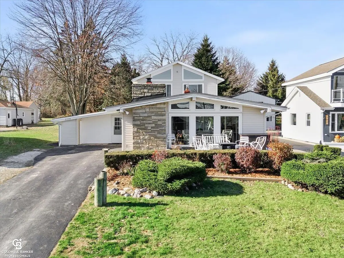 2226 River Rd RD, Marysville, MI 48040 - #1