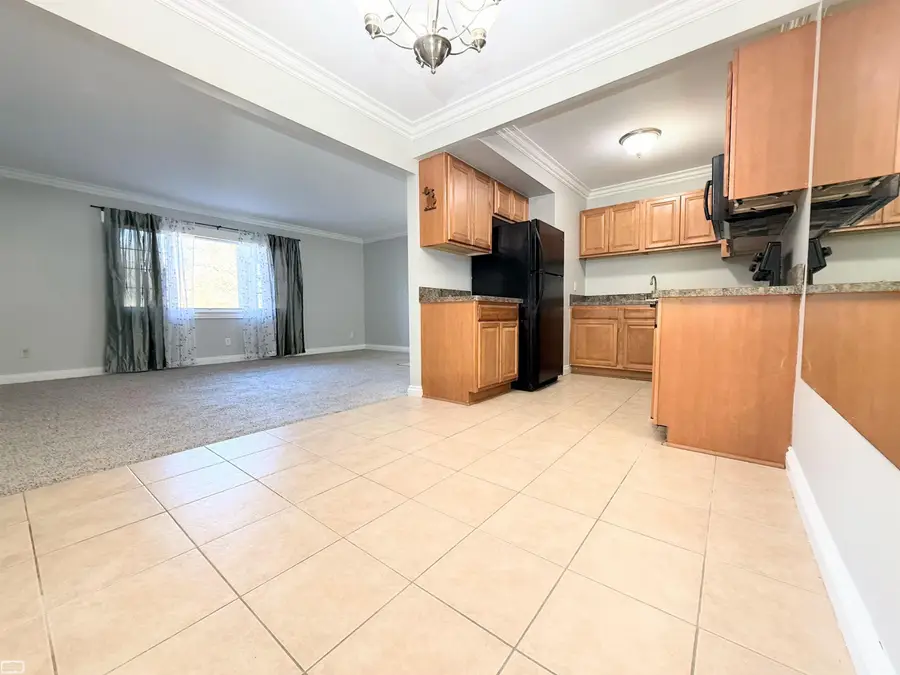 2309 Walton BLVD, Rochester Hills, MI 48309 - Image #2