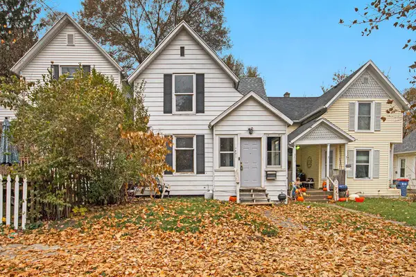 851 NE Clancy AVE, GrandRapids, MI 49503