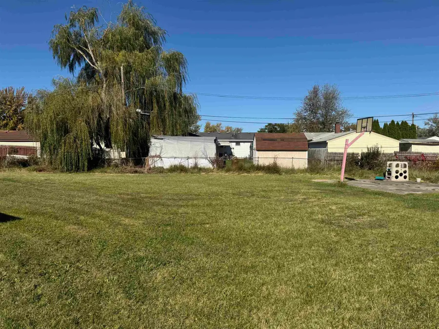 34600 Michelle DR, Romulus, MI 48174 - Image #3