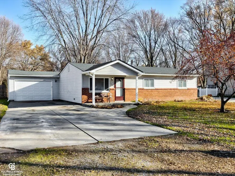 26475 Hickler LN, Harrison Township, MI 48045 - Image #3