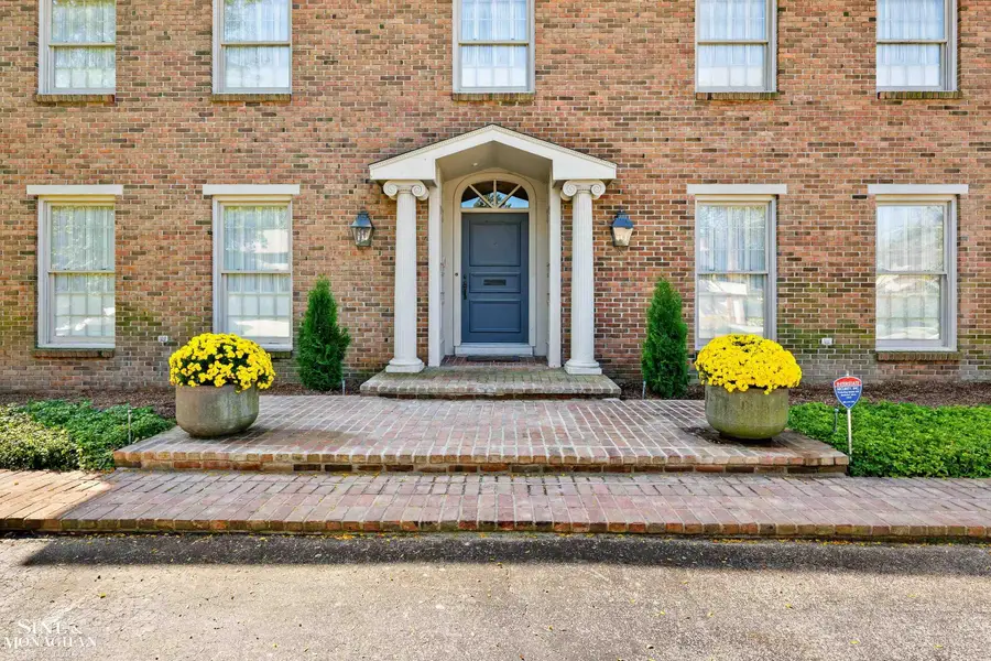 59 Fordcroft ST, Village Of Grosse Pointe Shores, MI 48236 - Image #2