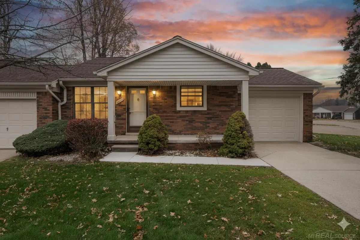 38125 E Maple Forest, Harrison Township, MI 48045 - Image #1