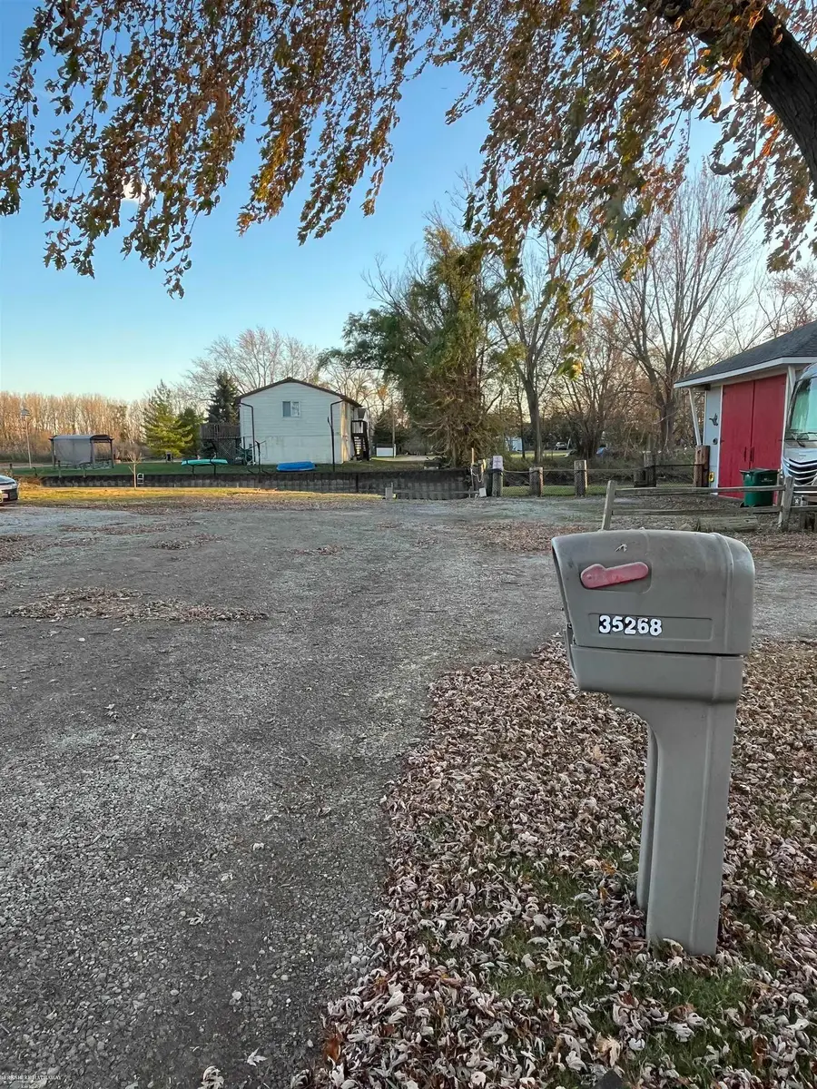 35268 Tilford, Rockwood, MI 48173 - Image #3