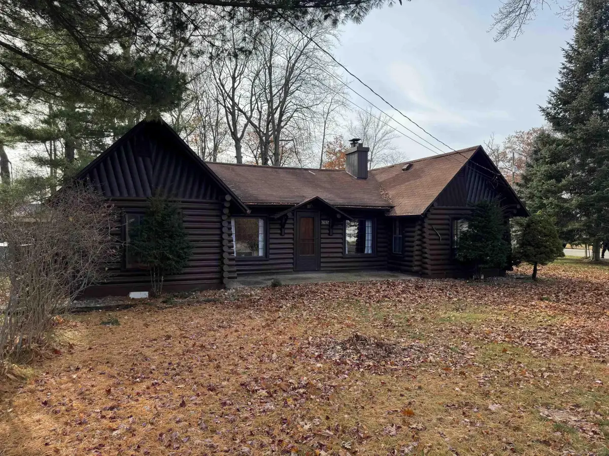 3657 E Houghton Lake DR, Markey, MI 48629 - Image #1