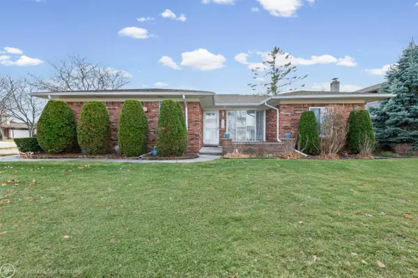 4786 Lucerne DR, SterlingHeights, MI 48310