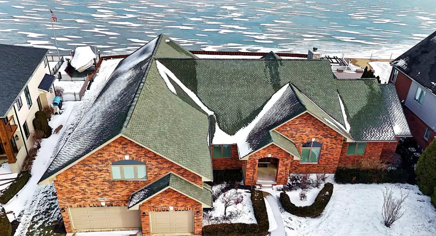 37580 Lakeshore Drive, Harrison Township, MI 48045 - Image #3