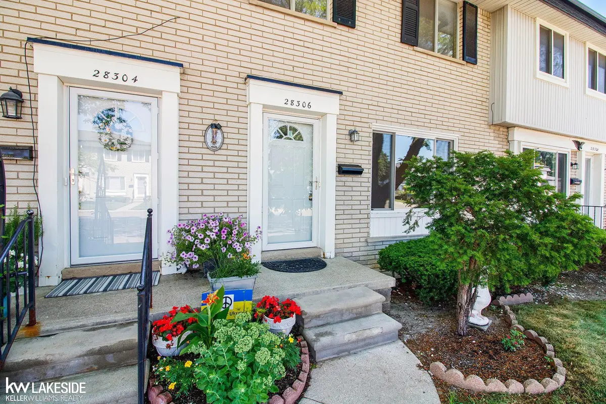 28306 Universal DR, Warren, MI 48092 - Image #1