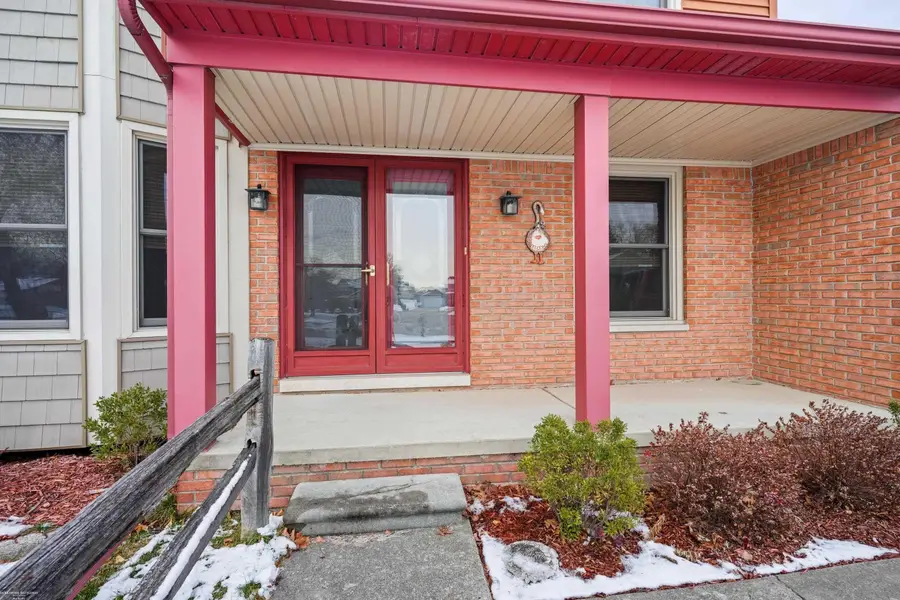 16349 Haverhill DR, Macomb, MI 48044 - Image #3