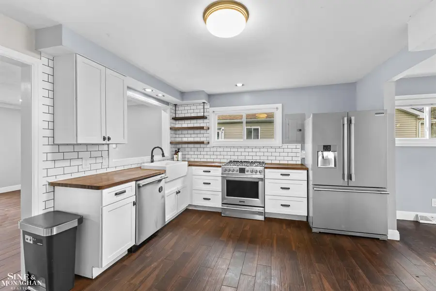 50697 ELSEY ST, New Baltimore, MI 48047 - Image #3