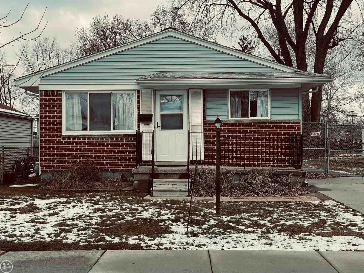 22217 Dorion DR, Saint Clair Shores, MI 48082 - Image #1