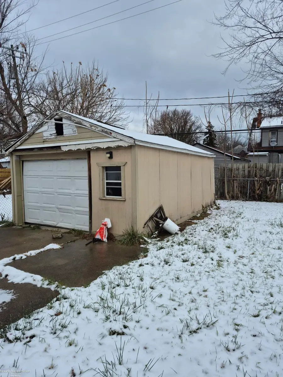 3640 Devonshire ST, Detroit, MI 48224 - Image #3