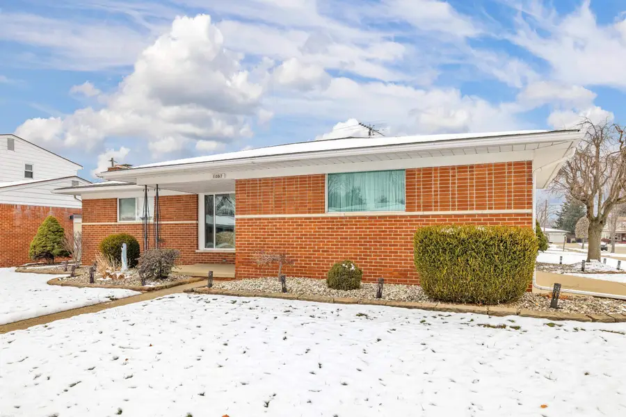 11357 GEOFFRY ST, Warren, MI 48093 - Image #3