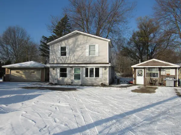 7640 River RD, Cottrellville, MI 48039