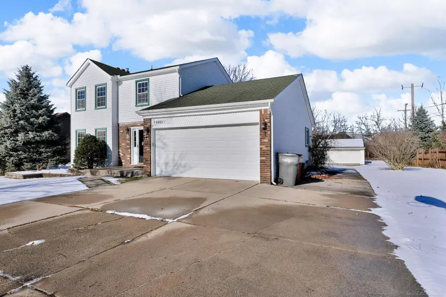 20821 N Miles ST, Clinton Charter Township, MI 48036 - Image #2