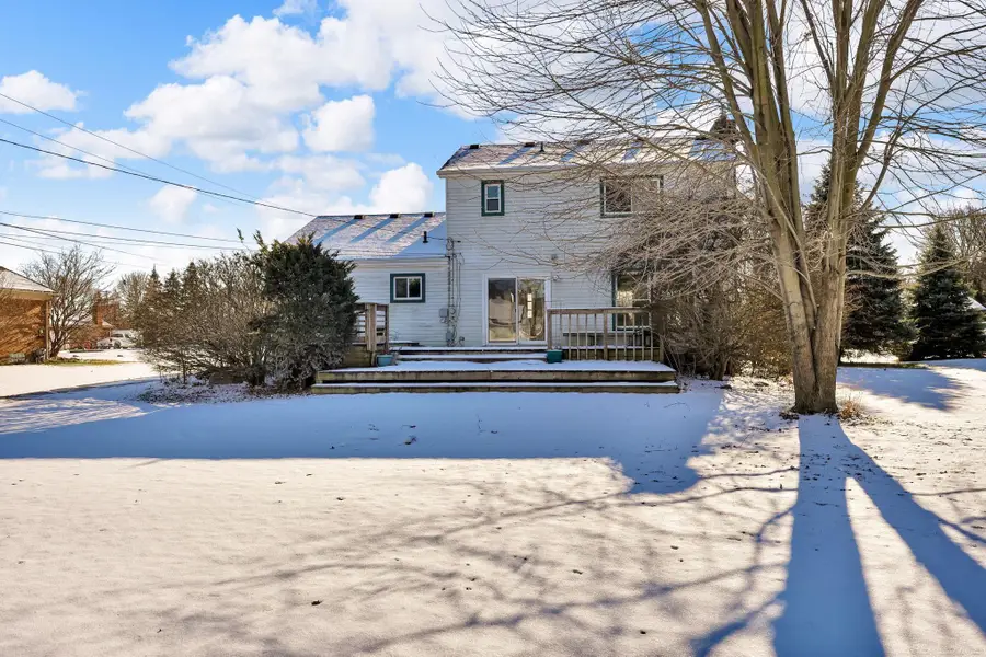 20821 N Miles ST, Clinton Charter Township, MI 48036 - Image #3