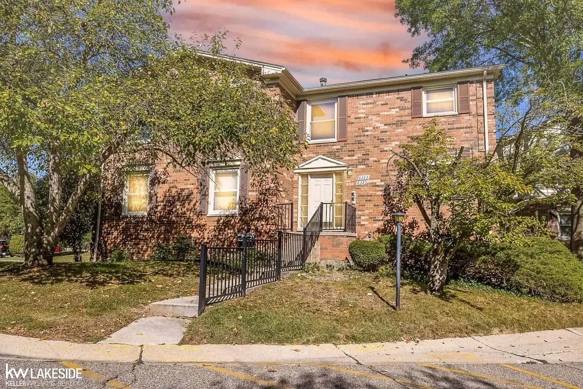 6322 Pepper Hill ST, West Bloomfield, MI 48322 - Image #1