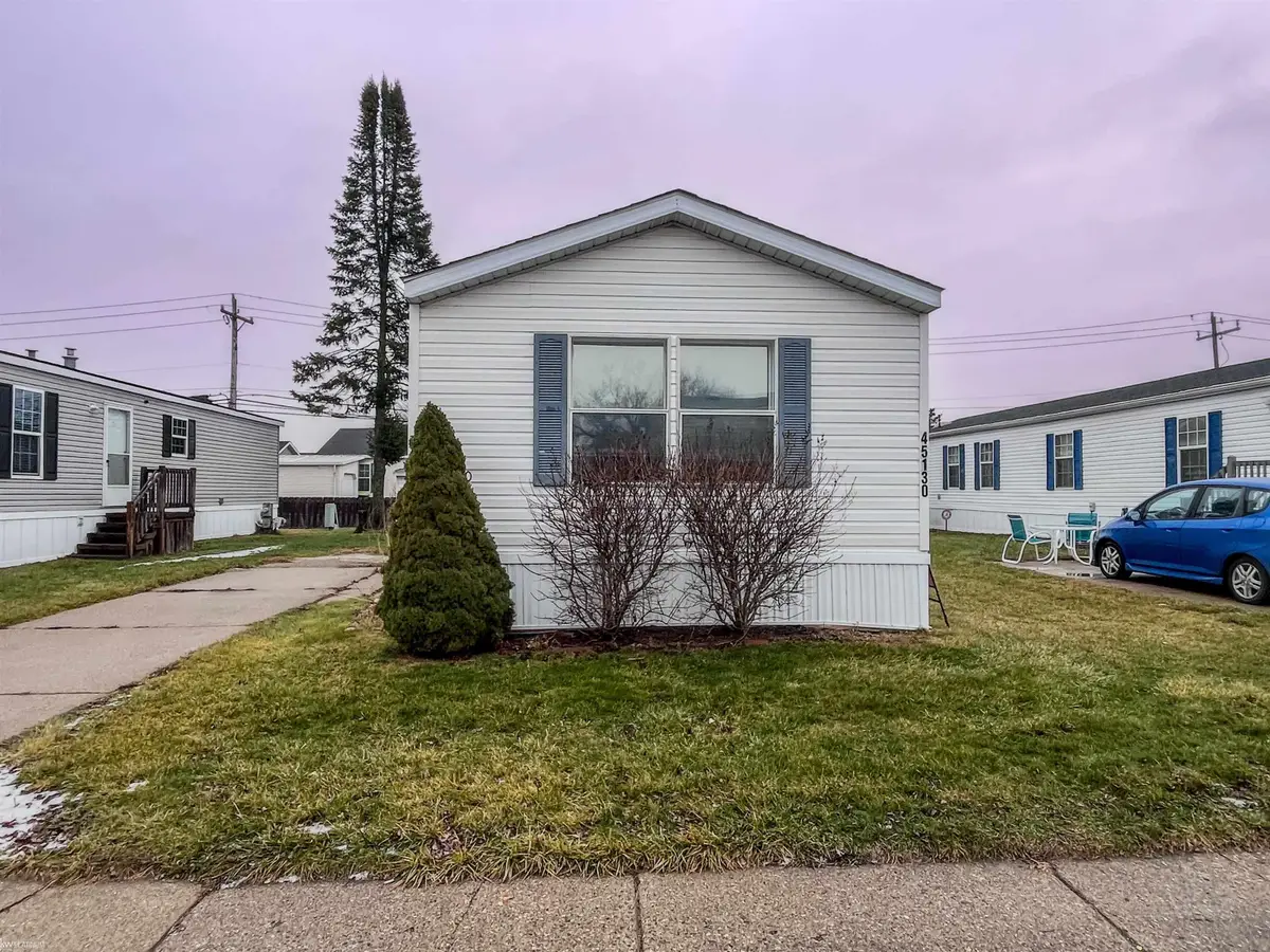 45130 Sheri DR, Macomb, MI 48044 - #1