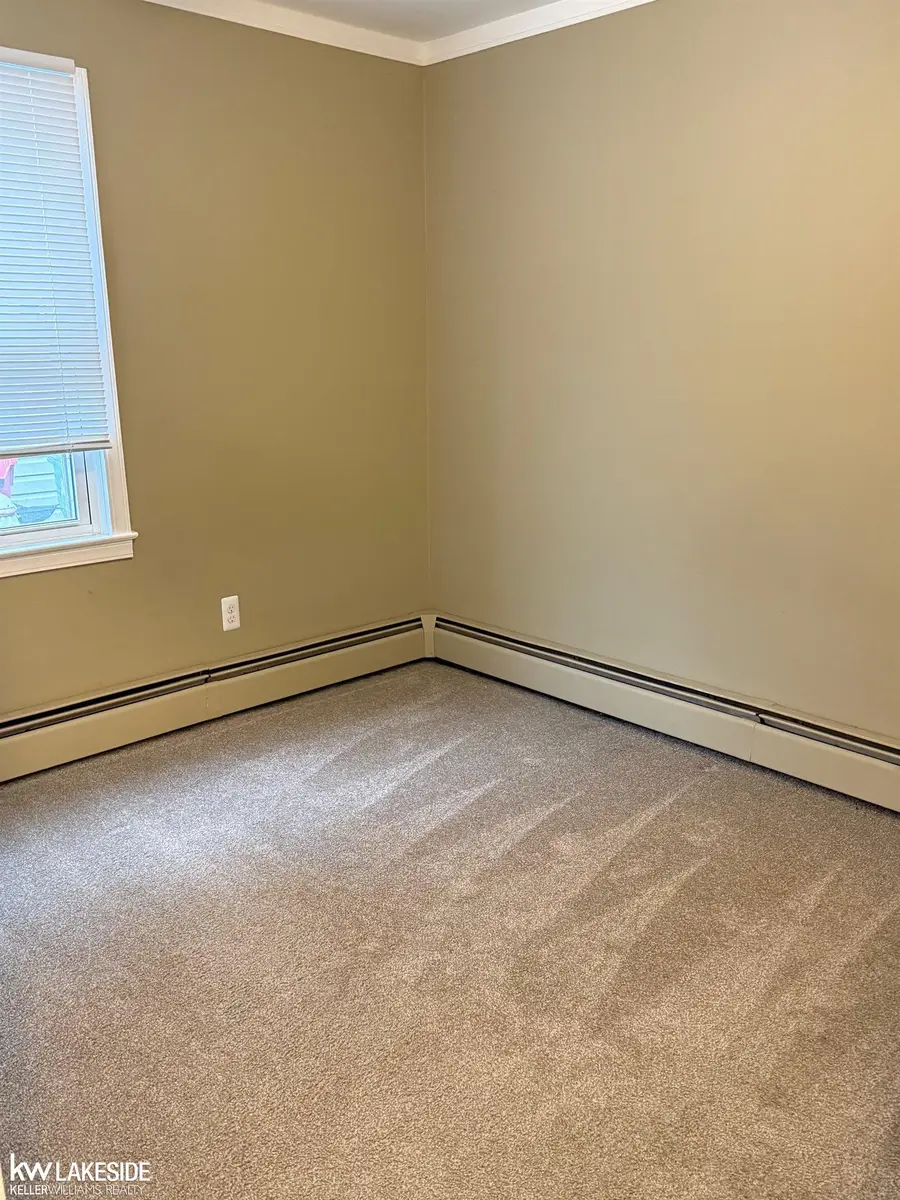 22795 Almond AVE, Eastpointe, MI 48021 - Image #3