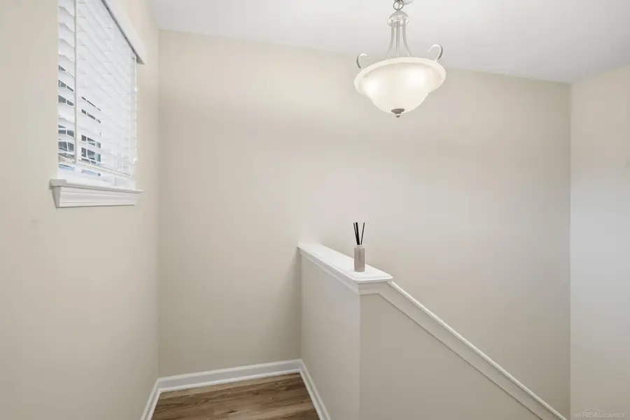 53092 Providence DR, Utica, MI 48316 - Image #3