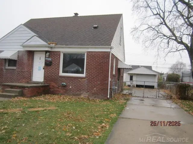 25123 Mackinac ST, Roseville, MI 48066 - Image #2
