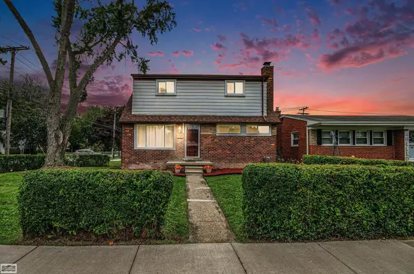 31201 Share ST, StClairShores, MI 48082