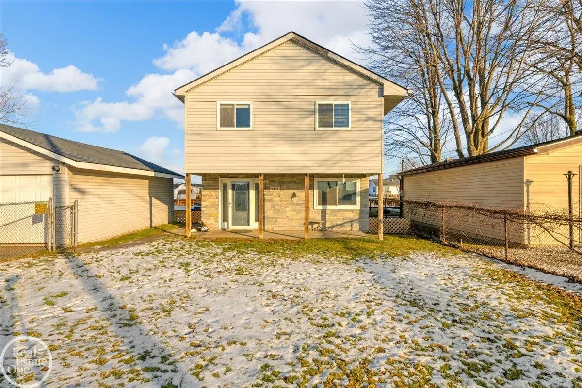 7454 DYKE RD, Clay Township, MI 48001 - Image #1