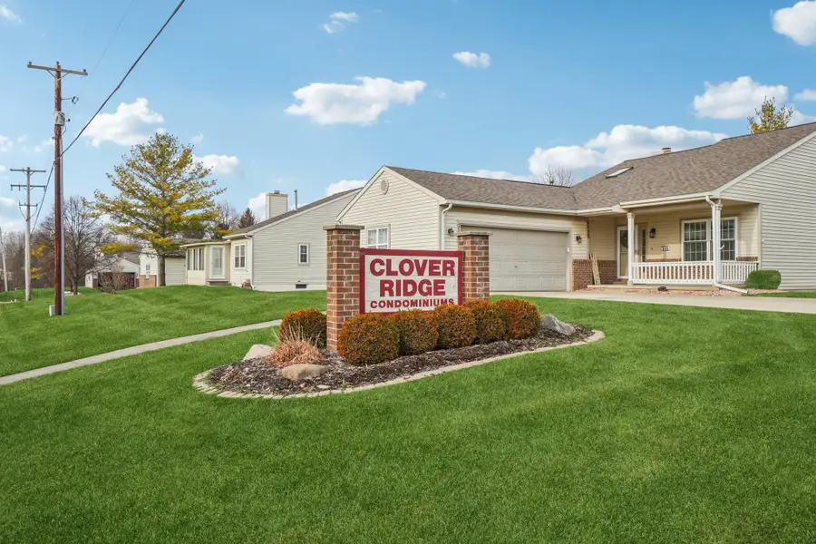8095 Clover Ridge CT, Grand Blanc Charter Township, MI 48439 - Image #2