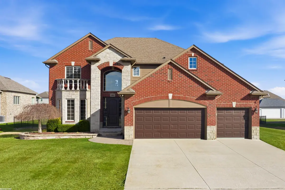 18081 25 Mile RD, Macomb, MI 48042 - #1