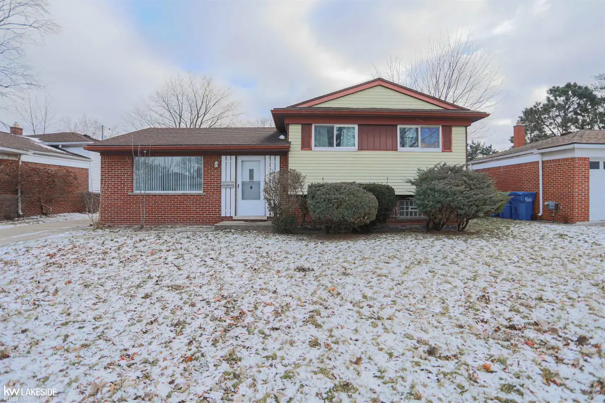 29766 Wagner AVE, Warren, MI 48093 - Image #1