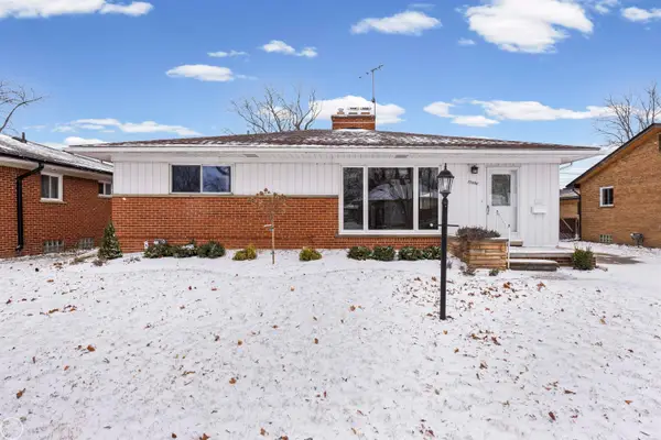 22506 Norcrest DR, StClairShores, MI 48080