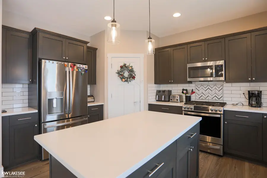 71553 Julius DR, Romeo, MI 48065 - Image #3