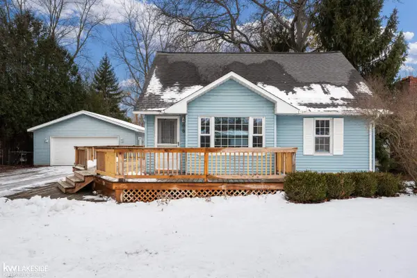 66 Michigan AVE, Marysville, MI 48040