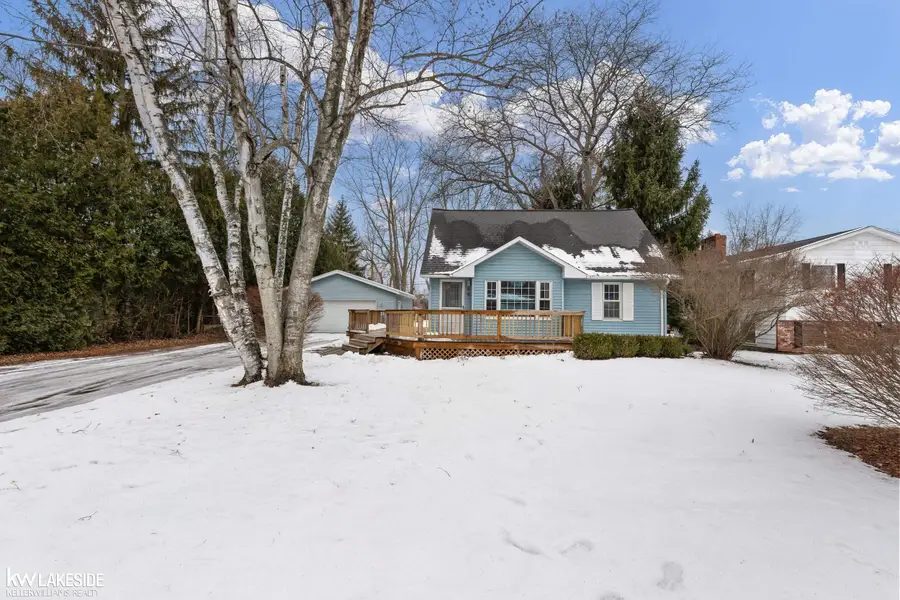 66 Michigan AVE, Marysville, MI 48040 - Image #2